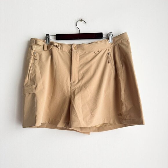 The North Face Women's Plus Bridgeway Shorts 18 - Picture 1 of 7